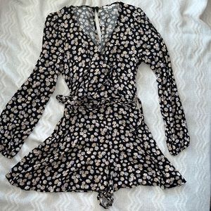 American Eagle long sleeve romper